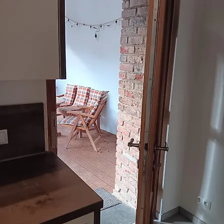 Eifler Brunnenhaus * Dümpelfeld