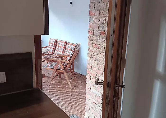 Eifler Brunnenhaus * Dumpelfeld